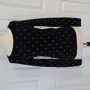 INCASHMERE SOFT BLACK SWEATER WITH FAUX PEARL EMBELLISHMENTS SMALL